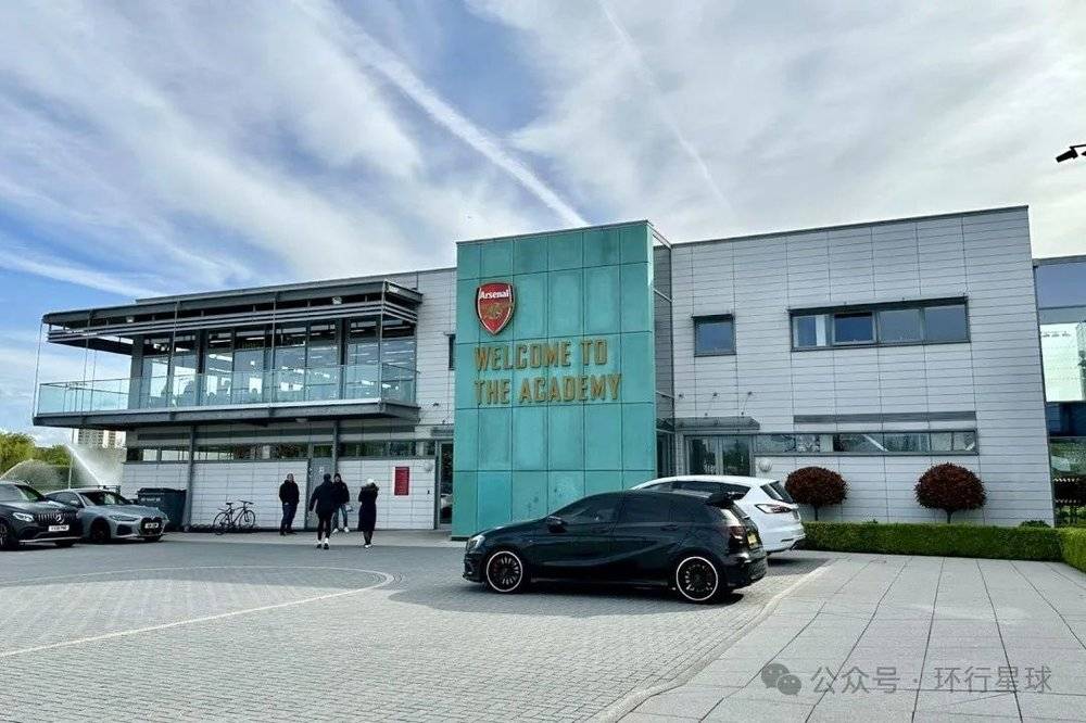 老虎機：我在英國，乾著最遭罵的職業